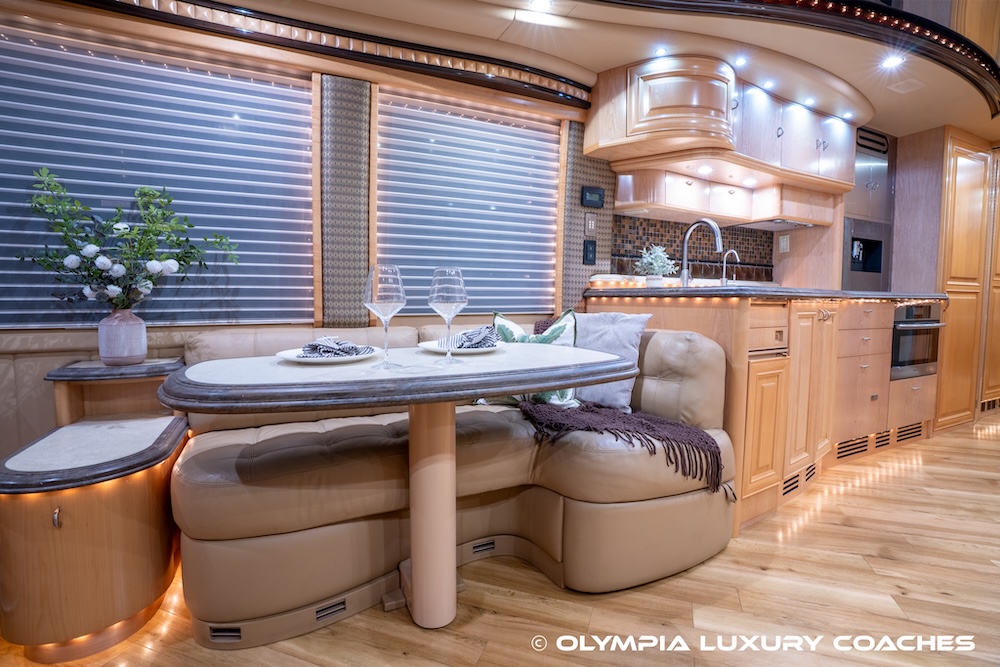2009 Prevost Liberty  H3-45 For Sale
