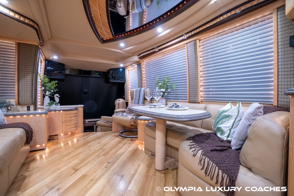 2009 Prevost Liberty  H3-45 For Sale