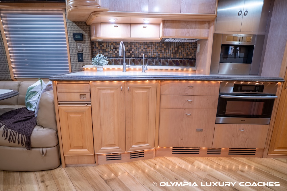 2009 Prevost Liberty  H3-45 For Sale