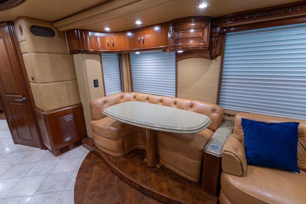 2009 Prevost  Liberty H3-45 For Sale