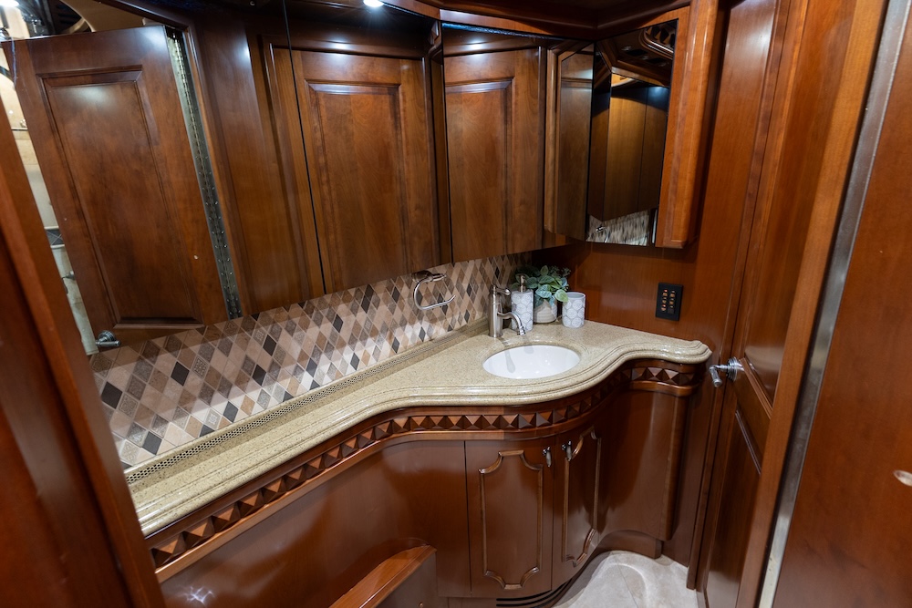 2009 Prevost  Liberty H3-45 For Sale