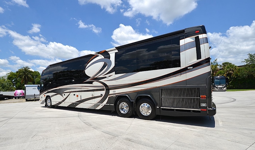 2009 Prevost Liberty  H3-45 For Sale
