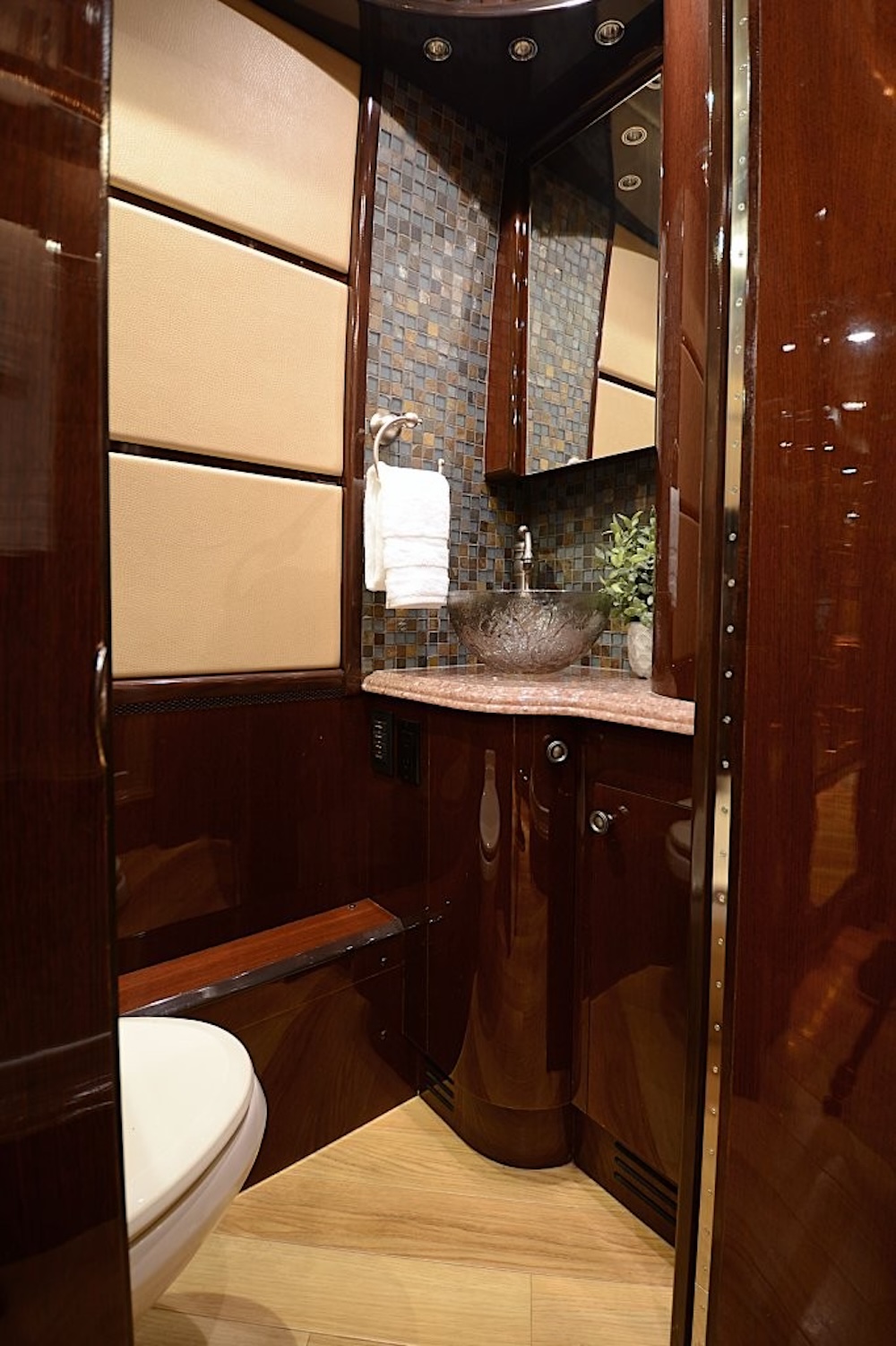 2009 Prevost Liberty  H3-45 For Sale