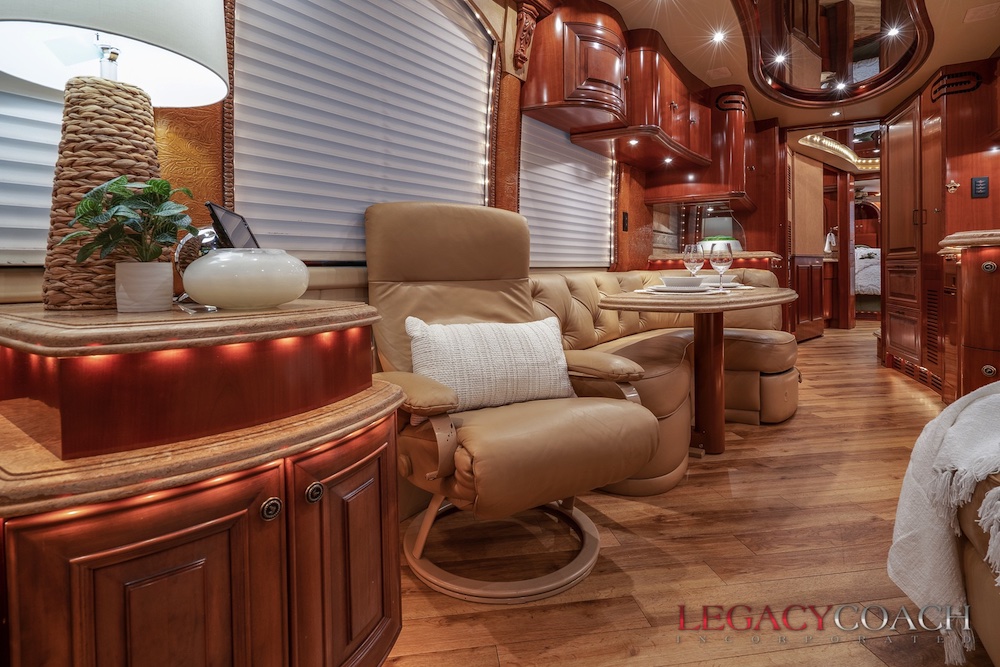 2009 Prevost Liberty XLII For Sale