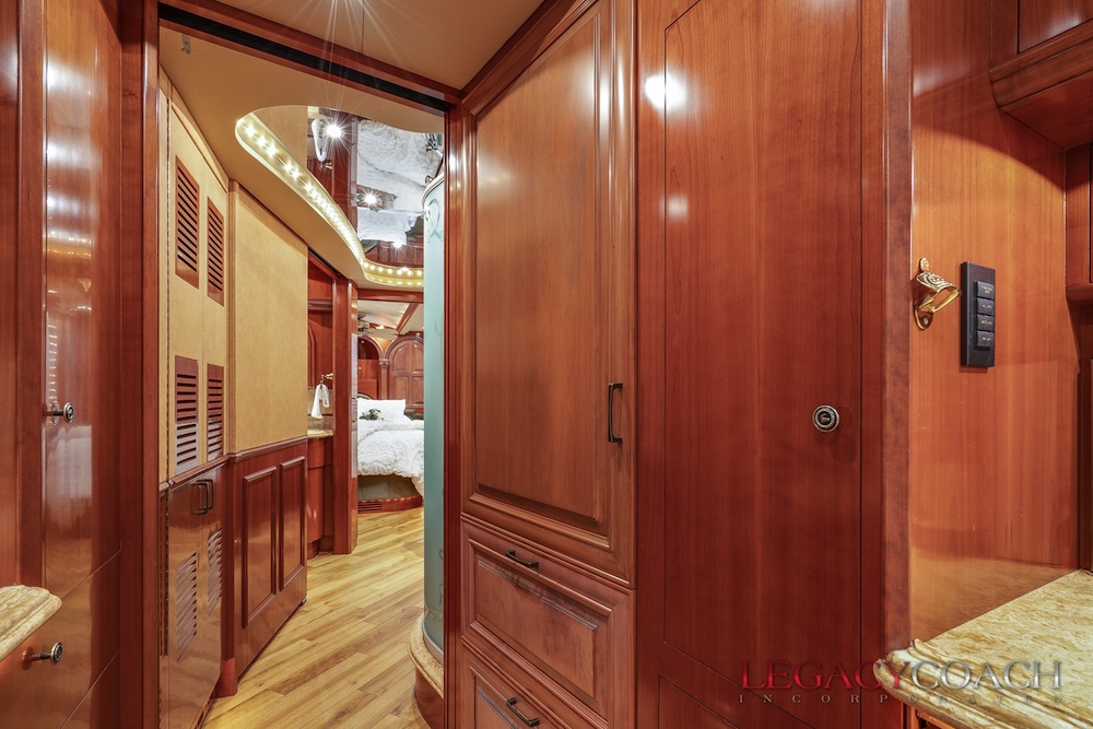 2009 Prevost Liberty XLII For Sale