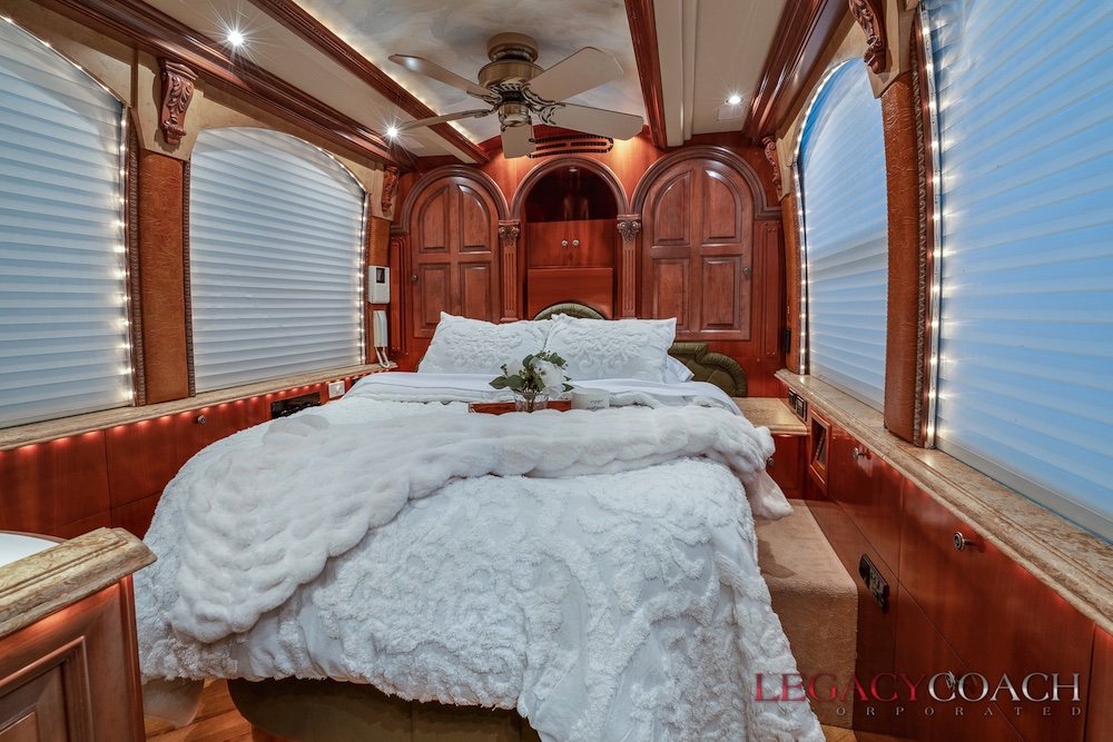 2009 Prevost Liberty XLII For Sale