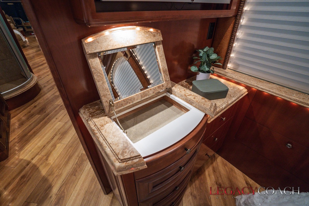 2009 Prevost Liberty XLII For Sale