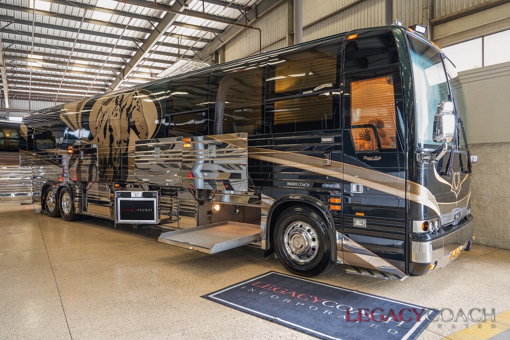 2009 Prevost Liberty XLII For Sale