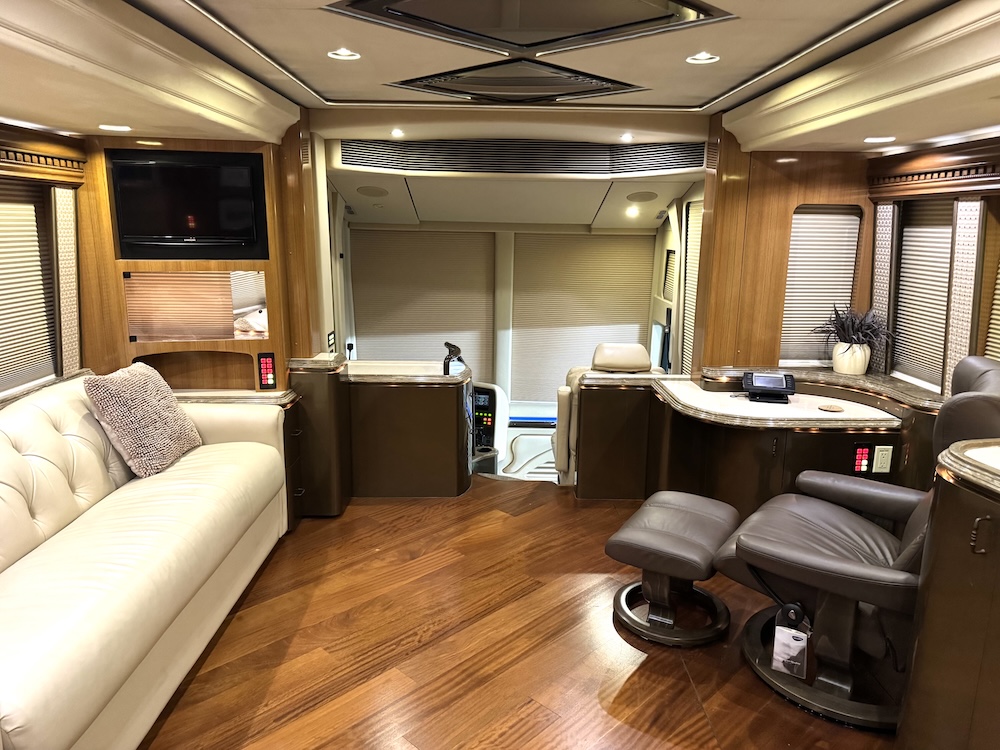 2009 Prevost Marathon H3-45 For Sale