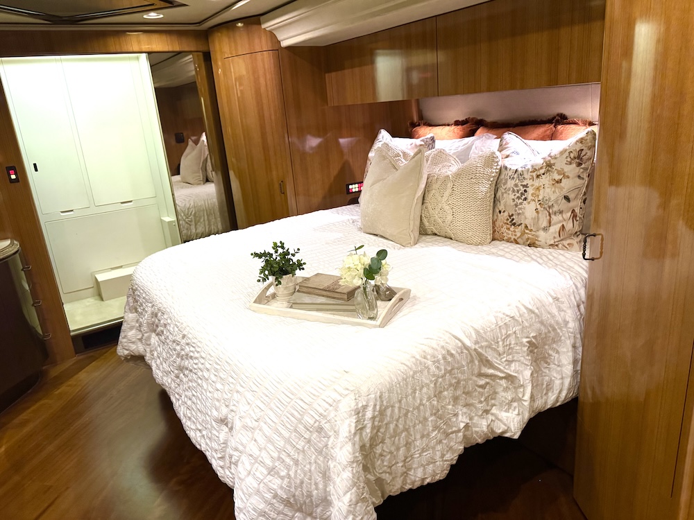2009 Prevost Marathon H3-45 For Sale