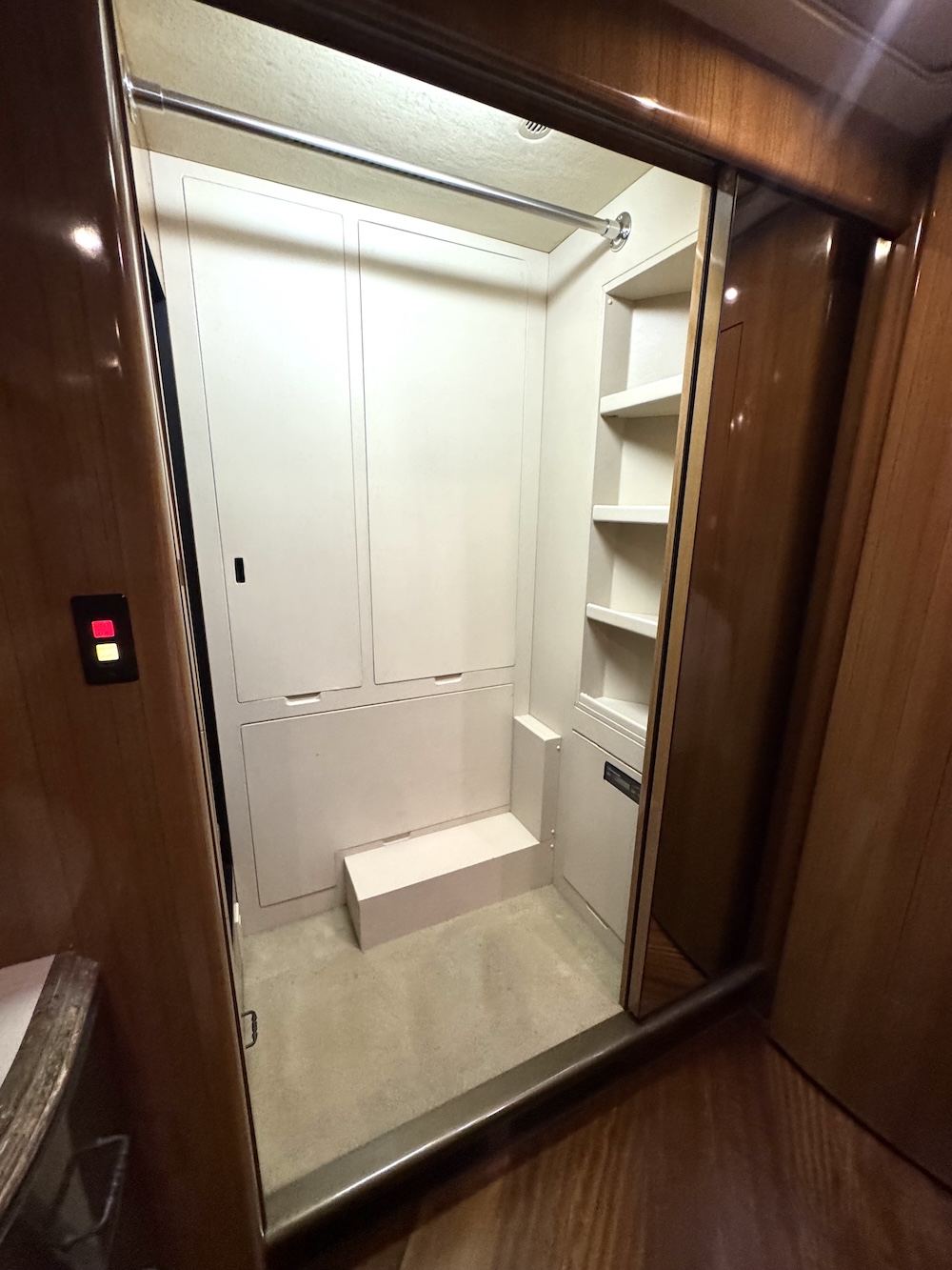 2009 Prevost Marathon H3-45 For Sale