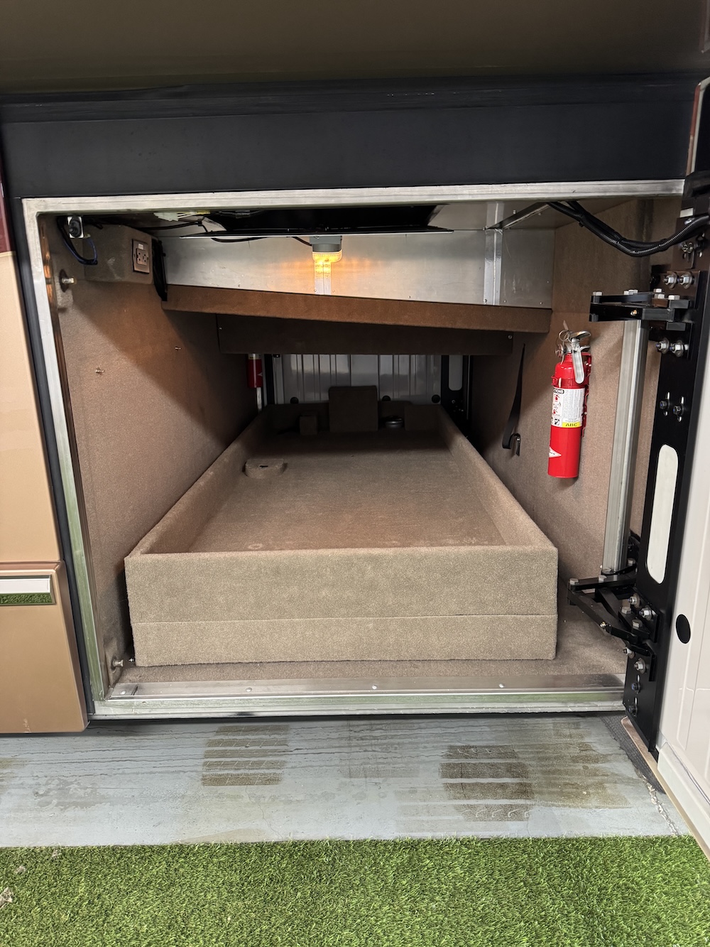 2009 Prevost Marathon H3-45 For Sale