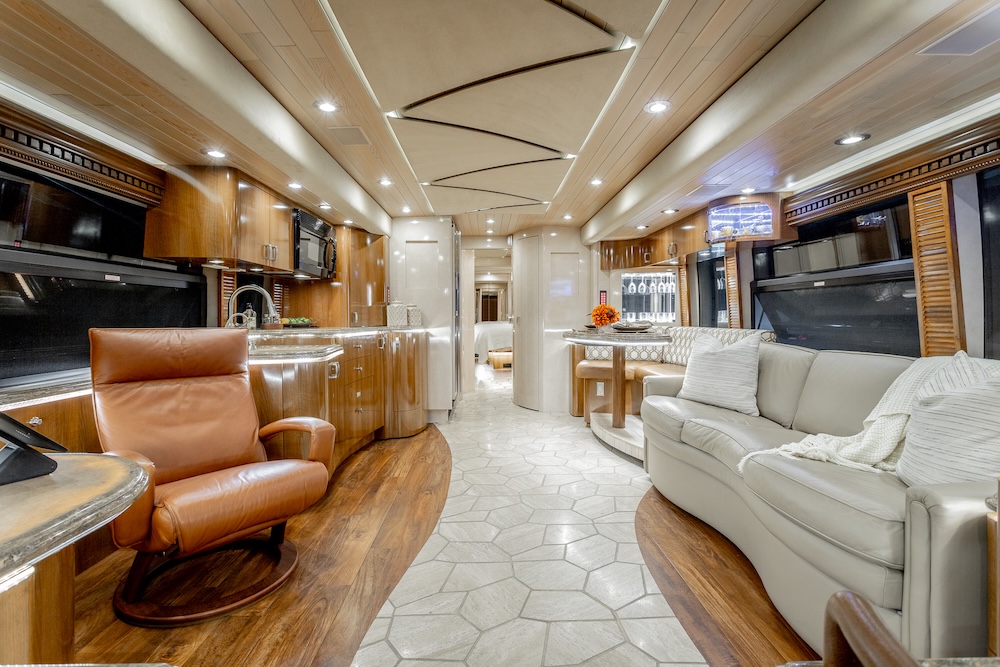 2009 Prevost Marathon H3-45 For Sale