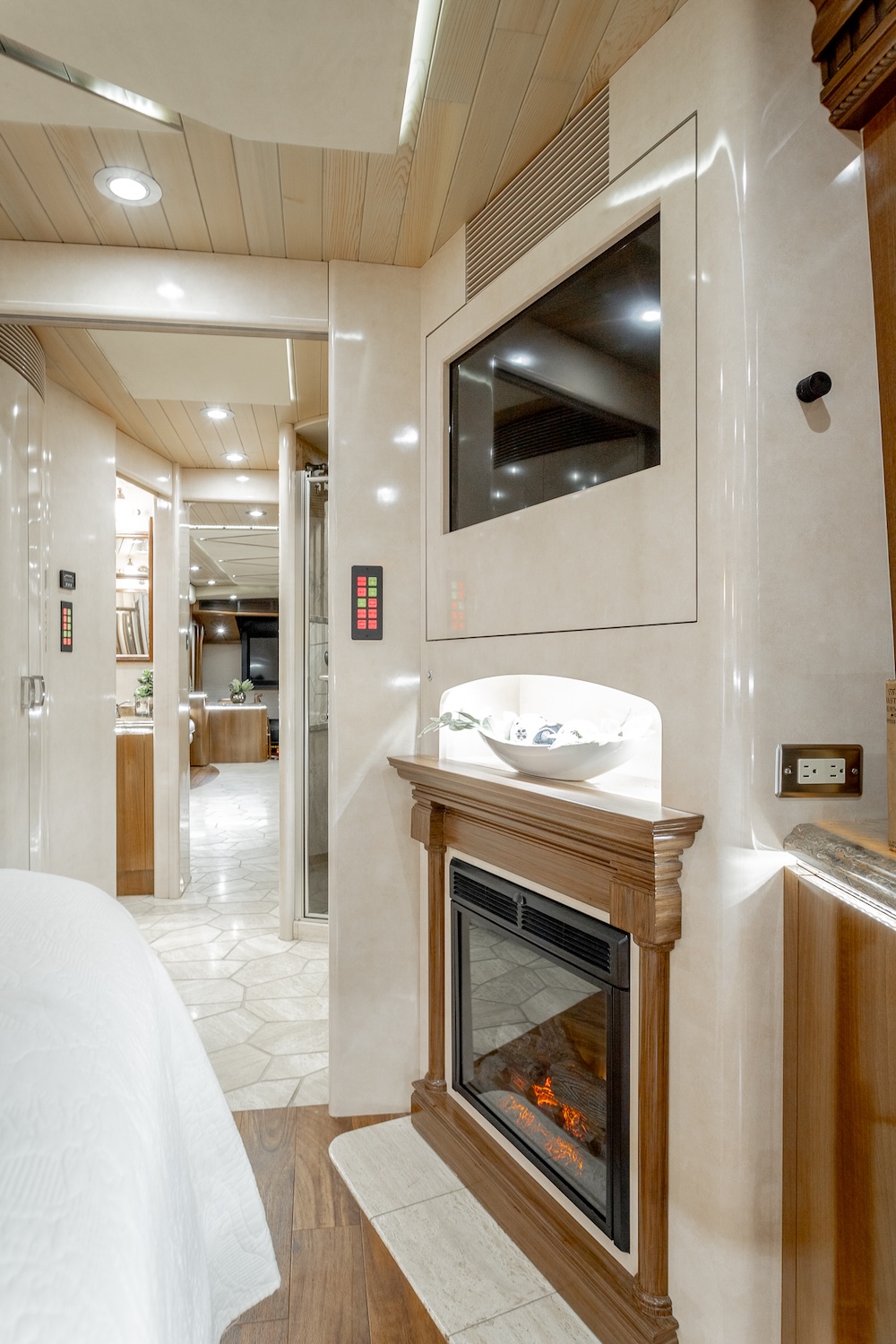 2009 Prevost Marathon H3-45 For Sale