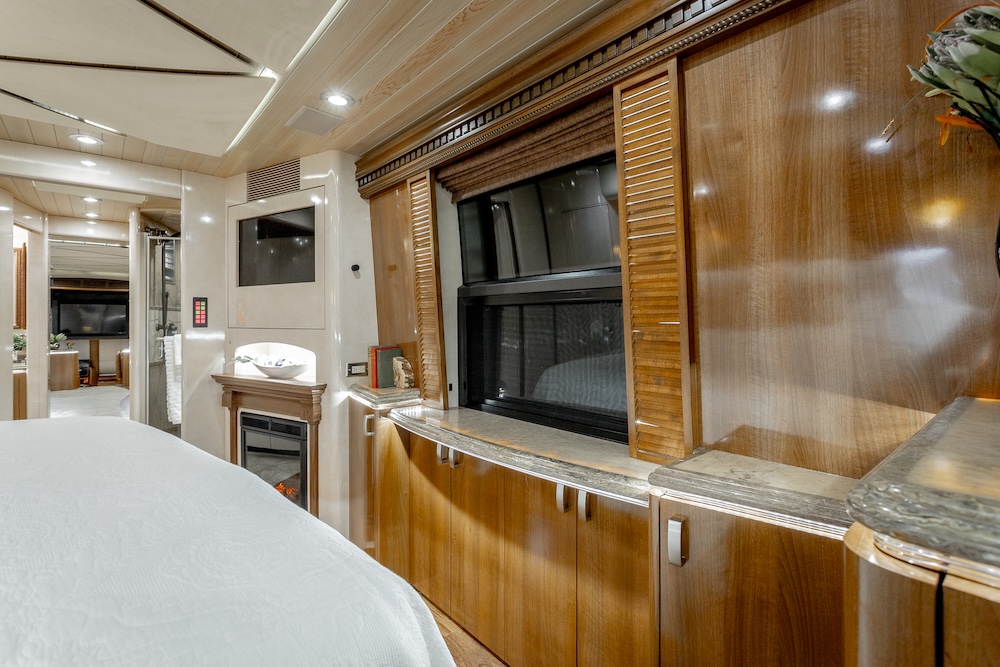 2009 Prevost Marathon H3-45 For Sale