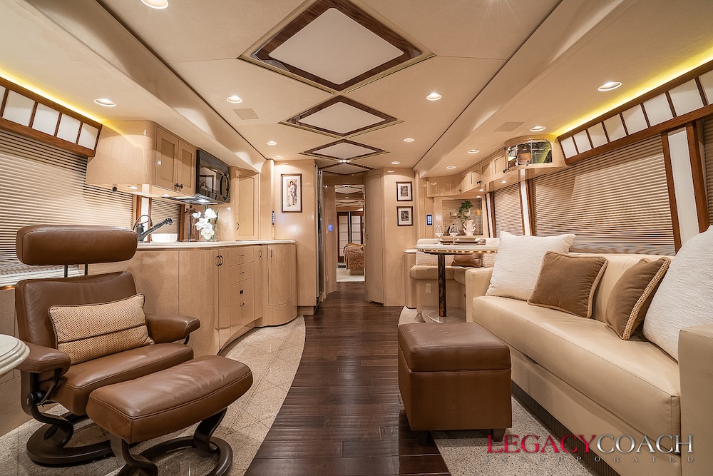 2009 Prevost Marathon  H3-45 For Sale