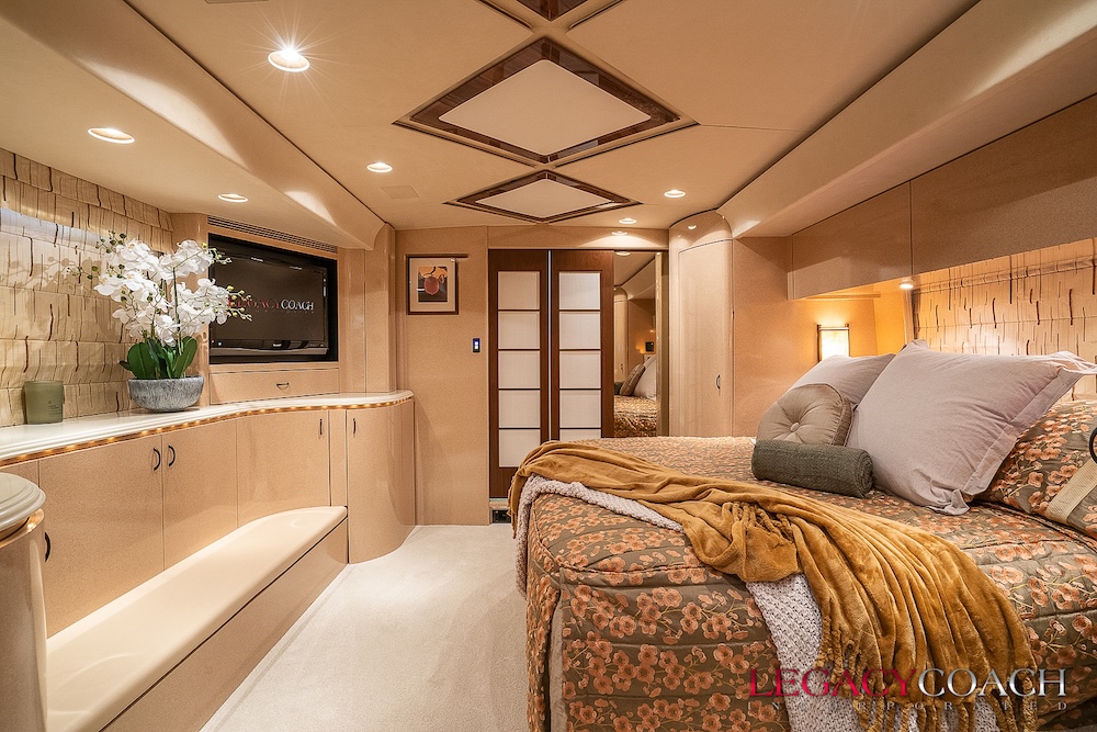 2009 Prevost Marathon  H3-45 For Sale