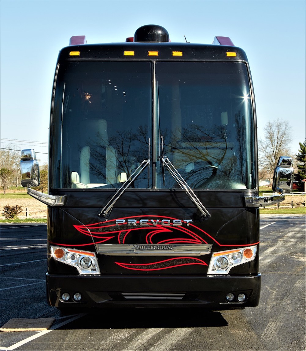 2009 Prevost Millennium H3-45 For Sale