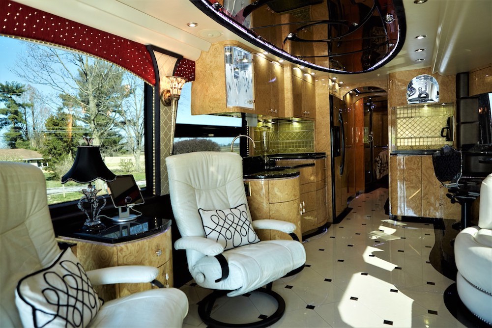 2009 Prevost Millennium H3-45 For Sale