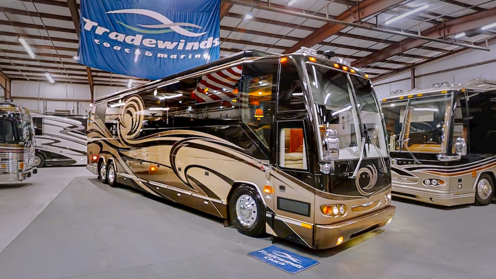 2009 Prevost Millennium  H3-45 For Sale