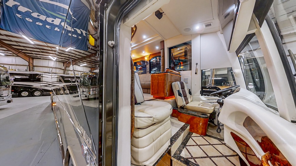 2009 Prevost Millennium  H3-45 For Sale