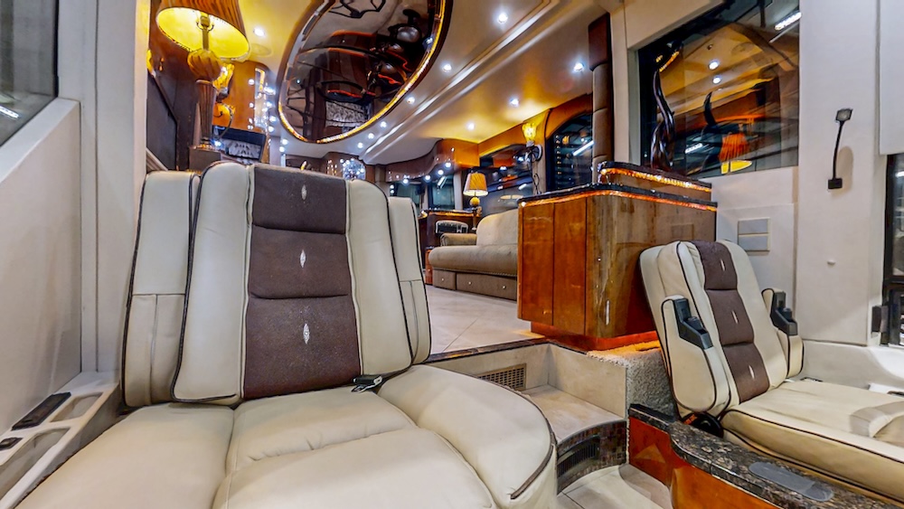 2009 Prevost Millennium  H3-45 For Sale