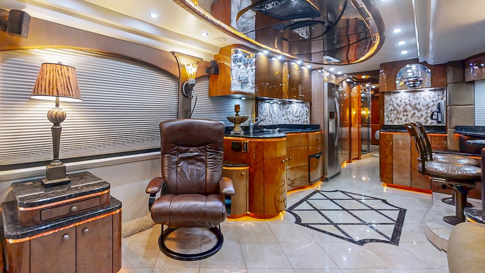2009 Prevost Millennium  H3-45 For Sale