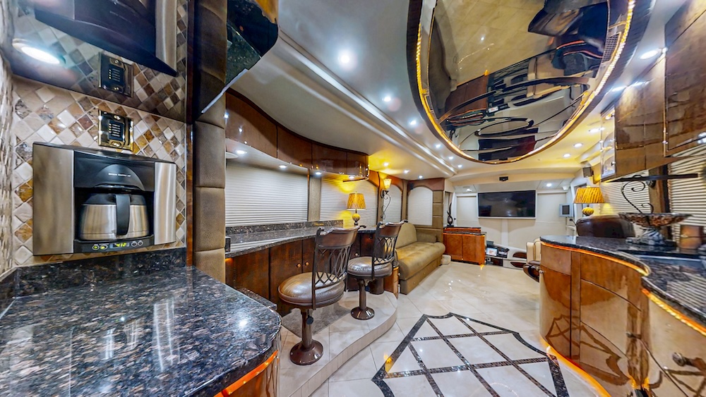 2009 Prevost Millennium  H3-45 For Sale
