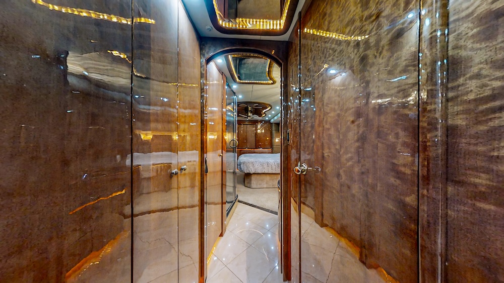 2009 Prevost Millennium  H3-45 For Sale