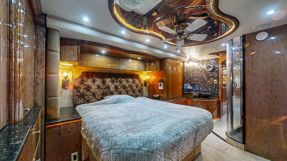 2009 Prevost Millennium  H3-45 For Sale