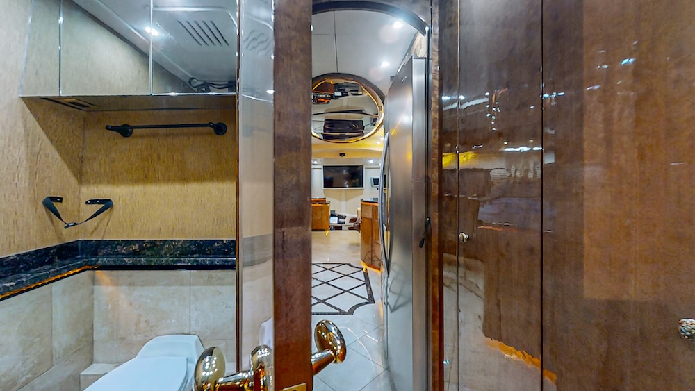 2009 Prevost Millennium  H3-45 For Sale