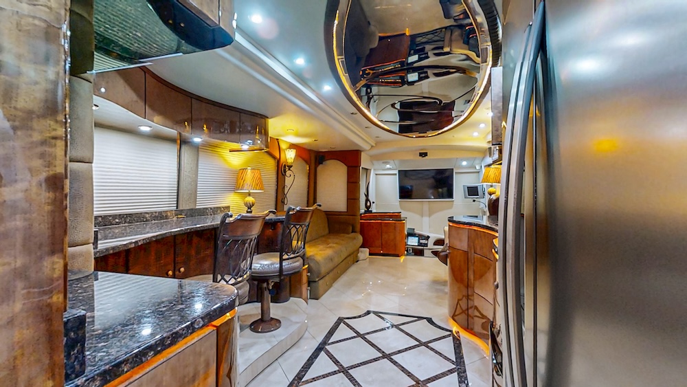2009 Prevost Millennium  H3-45 For Sale