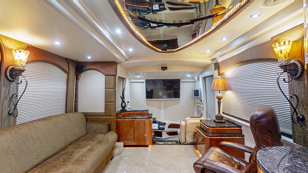 2009 Prevost Millennium  H3-45 For Sale