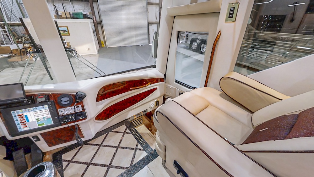 2009 Prevost Millennium  H3-45 For Sale