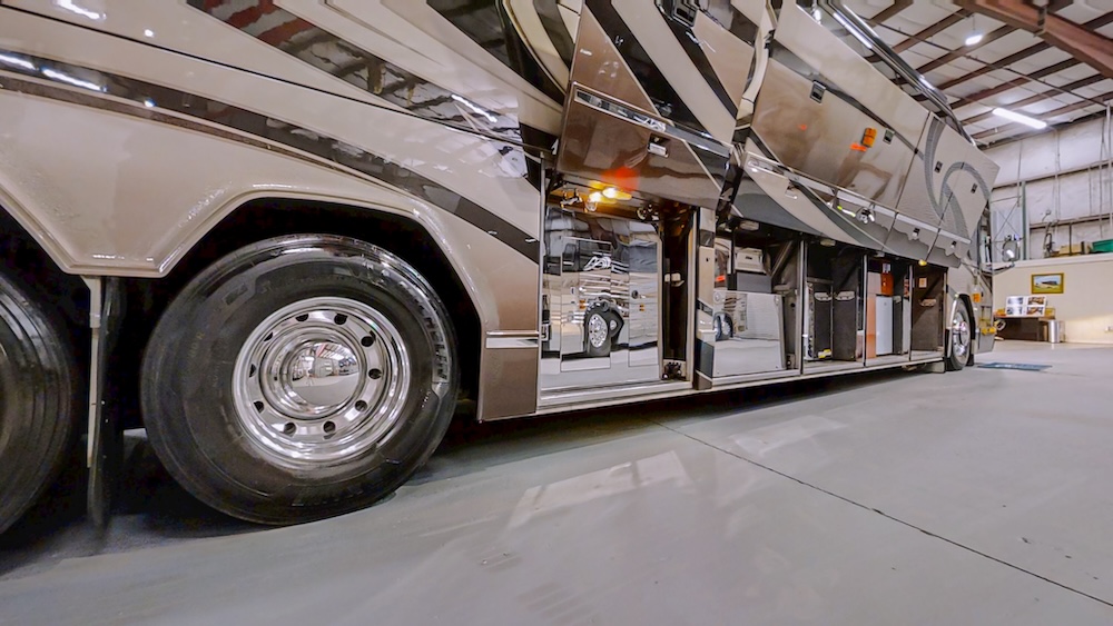 2009 Prevost Millennium  H3-45 For Sale
