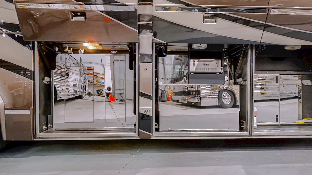 2009 Prevost Millennium  H3-45 For Sale