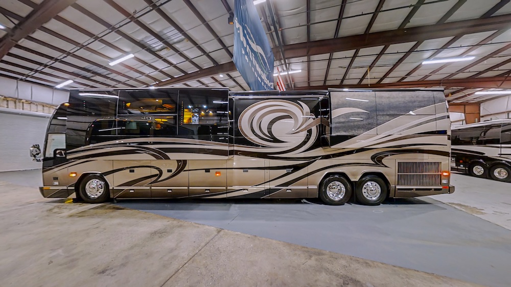 2009 Prevost Millennium  H3-45 For Sale