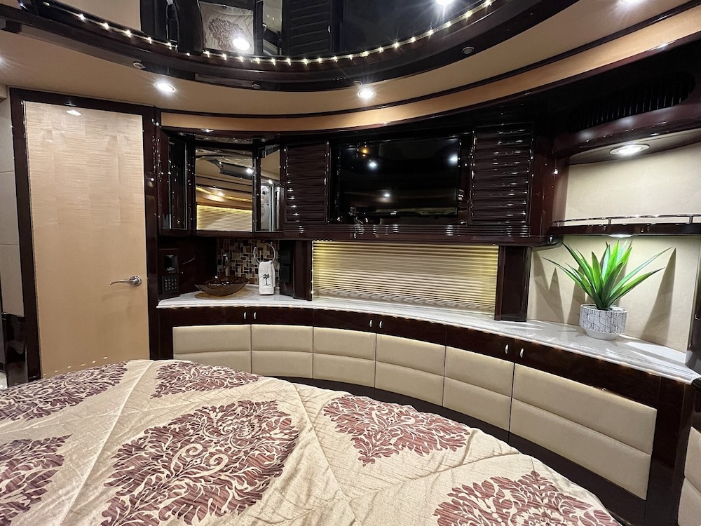 2010 Prevost  Liberty H3-45 For Sale