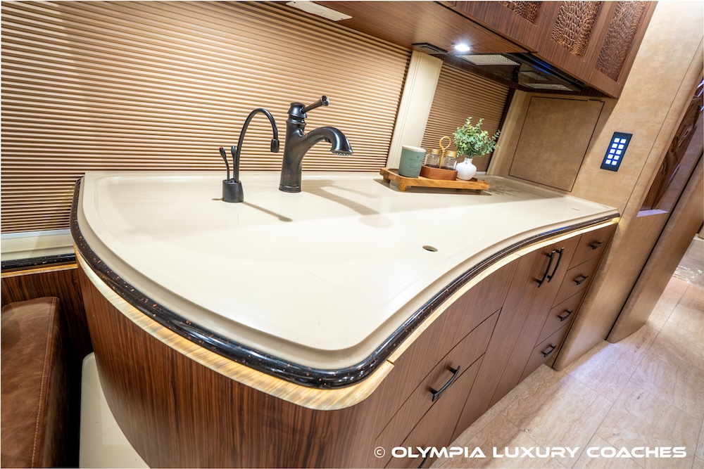 2019 Prevost Marathon  H3-45 For Sale