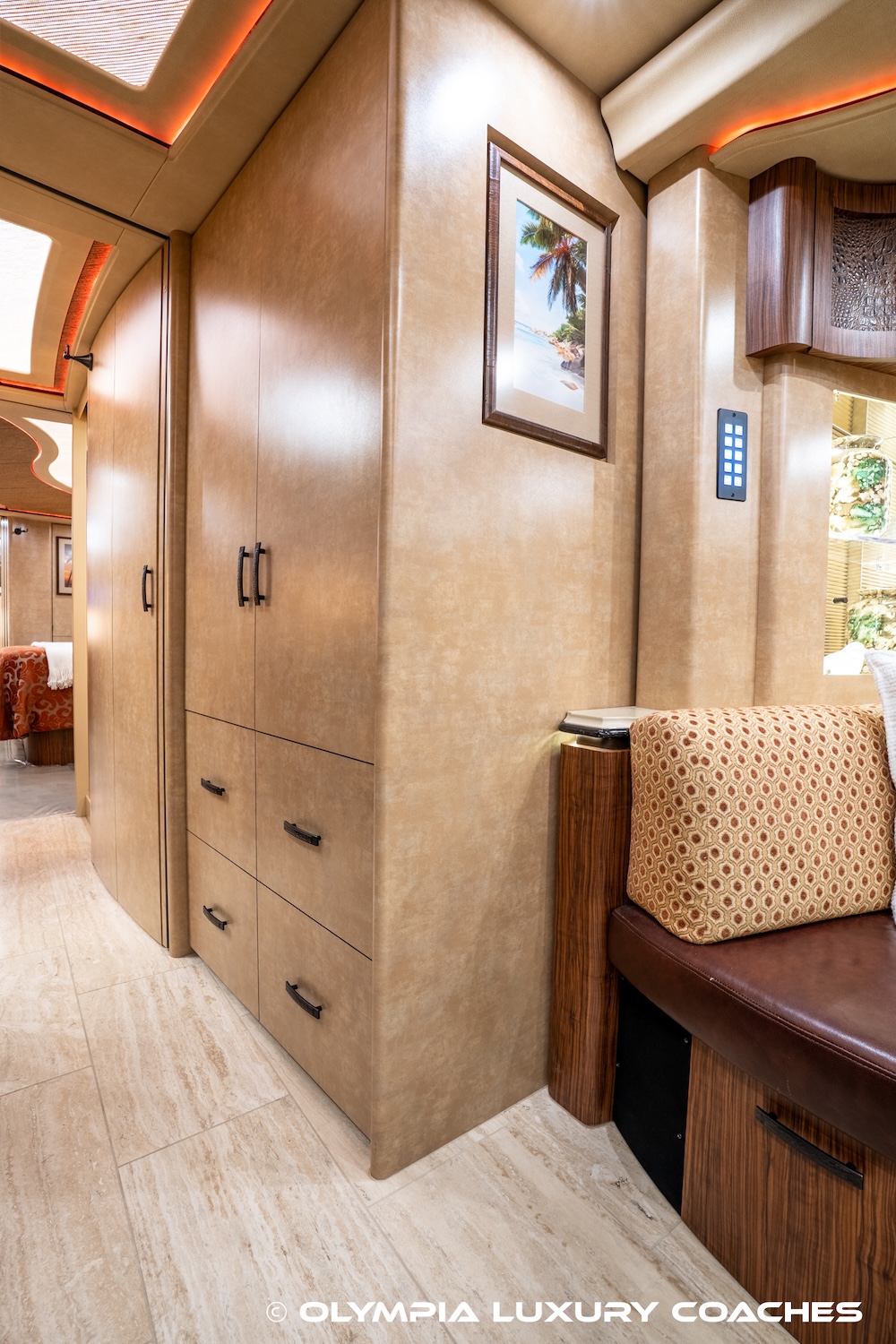 2019 Prevost Marathon  H3-45 For Sale