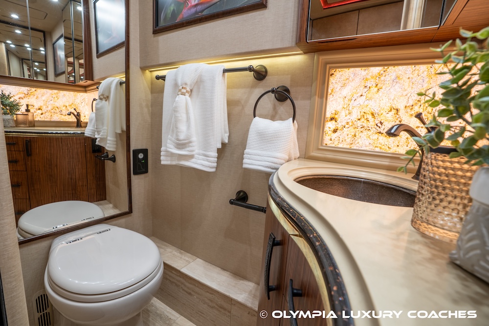 2019 Prevost Marathon  H3-45 For Sale