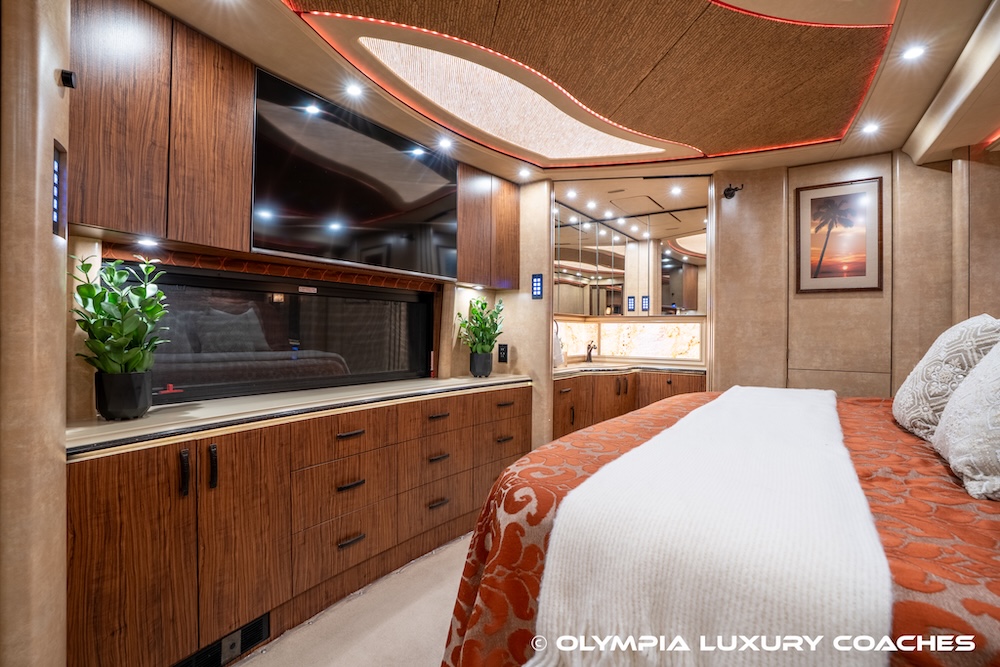 2019 Prevost Marathon  H3-45 For Sale