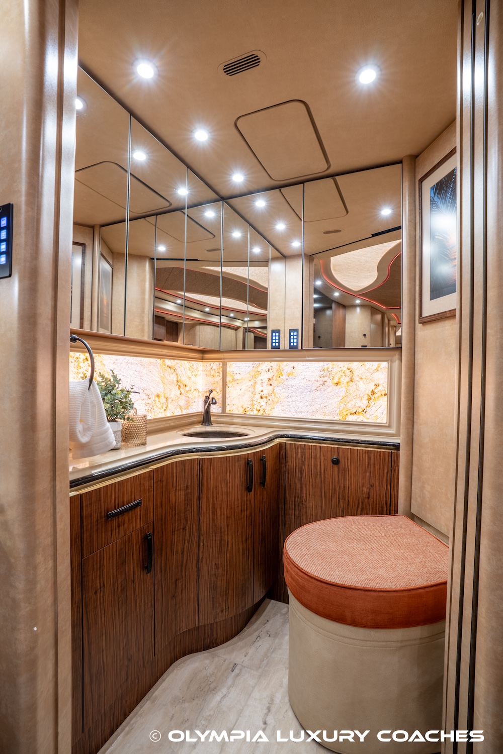 2019 Prevost Marathon  H3-45 For Sale