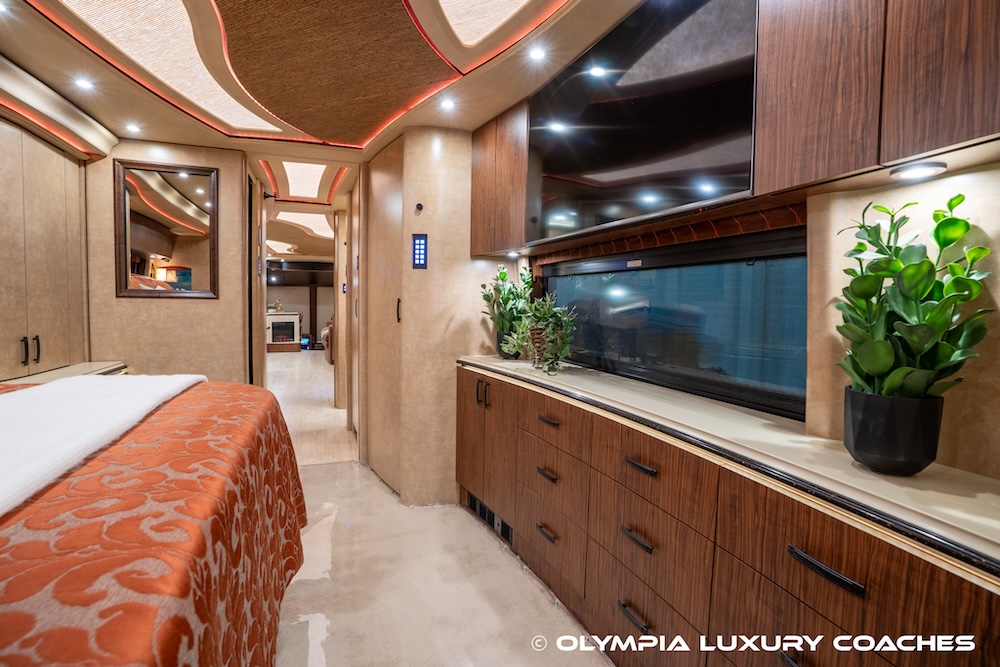 2019 Prevost Marathon  H3-45 For Sale
