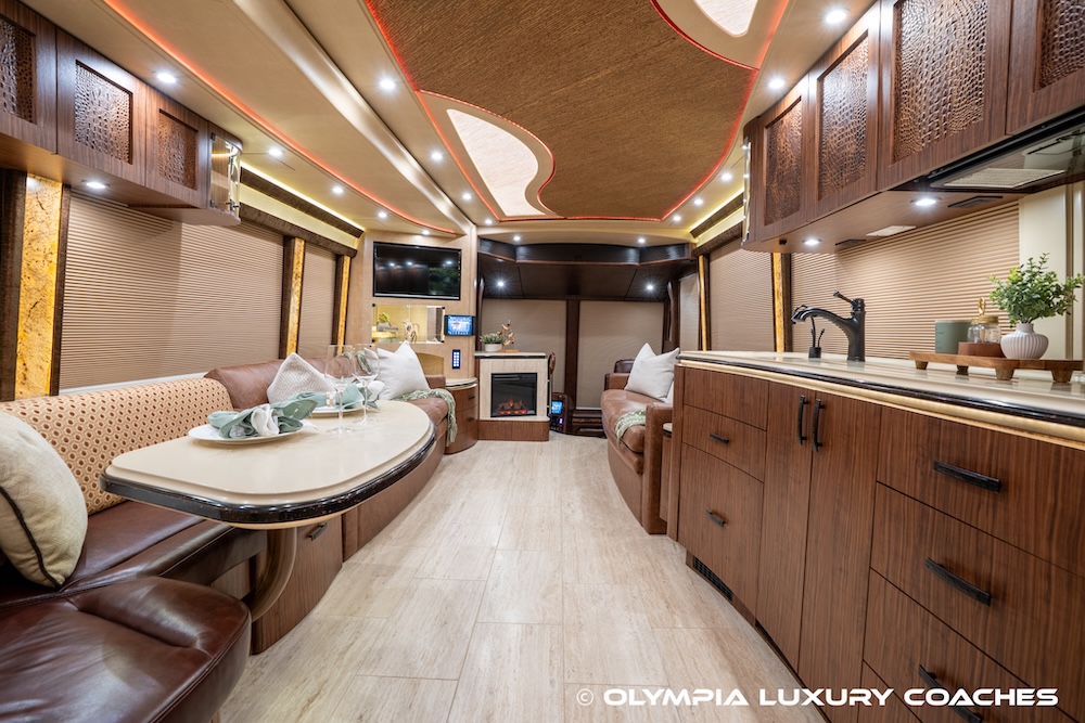 2019 Prevost Marathon  H3-45 For Sale