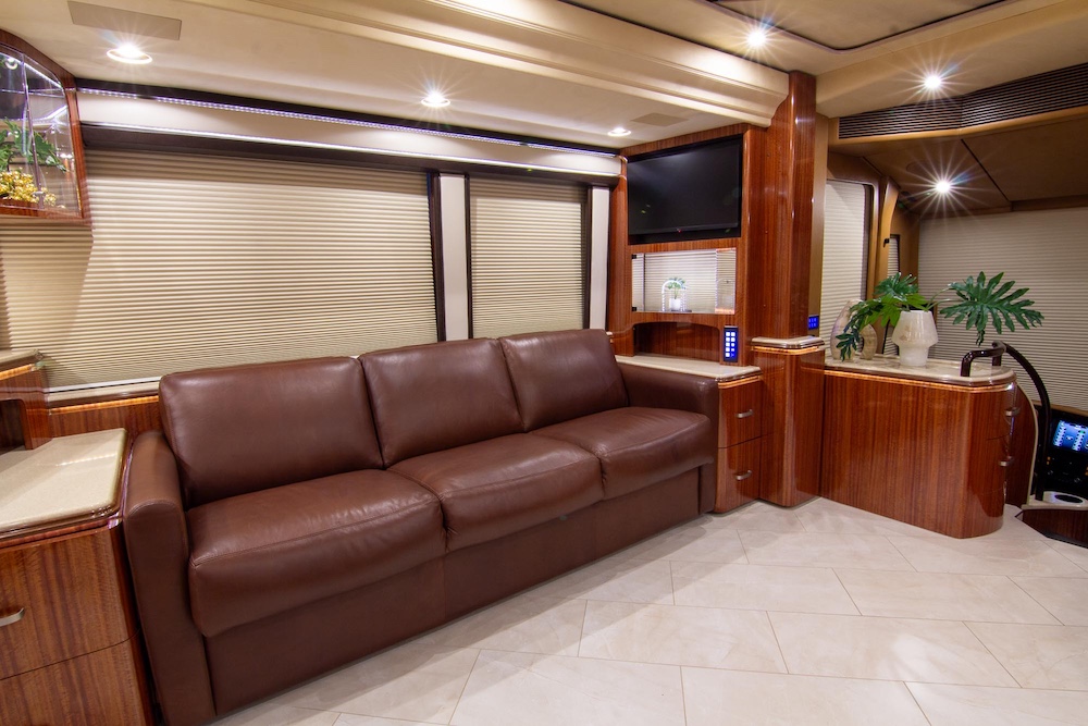 2010 Prevost Marathon H3-45 For Sale