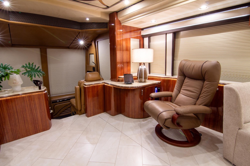 2010 Prevost Marathon H3-45 For Sale