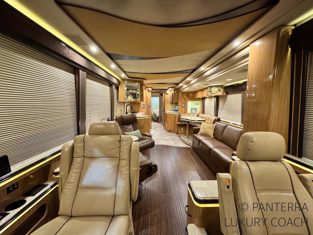 2010 Prevost Marathon XLII For Sale
