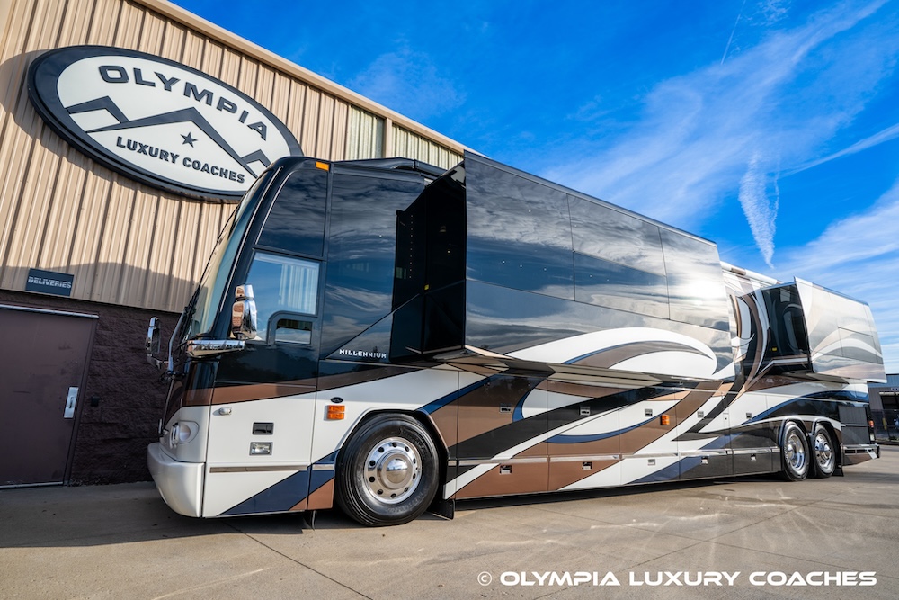 2010 Prevost Millennium H3-45 For Sale