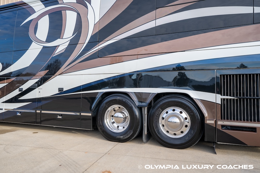 2010 Prevost Millennium H3-45 For Sale